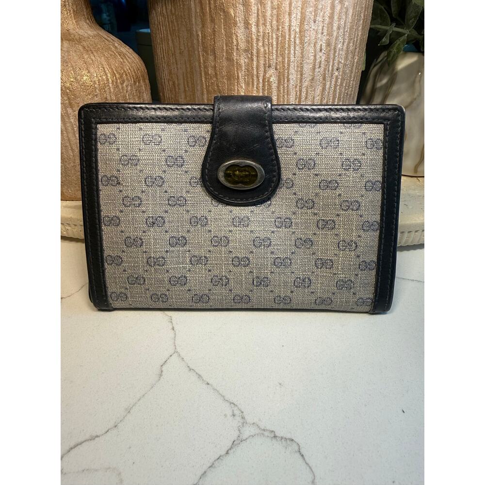 Vintage 1980s Gucci Micro GG Monogram Kisslock French Purse Wallet
